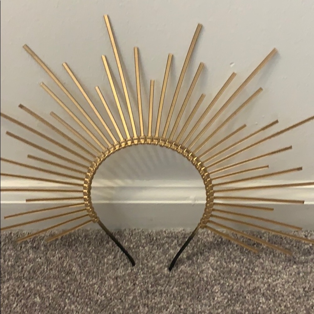 Gold crown